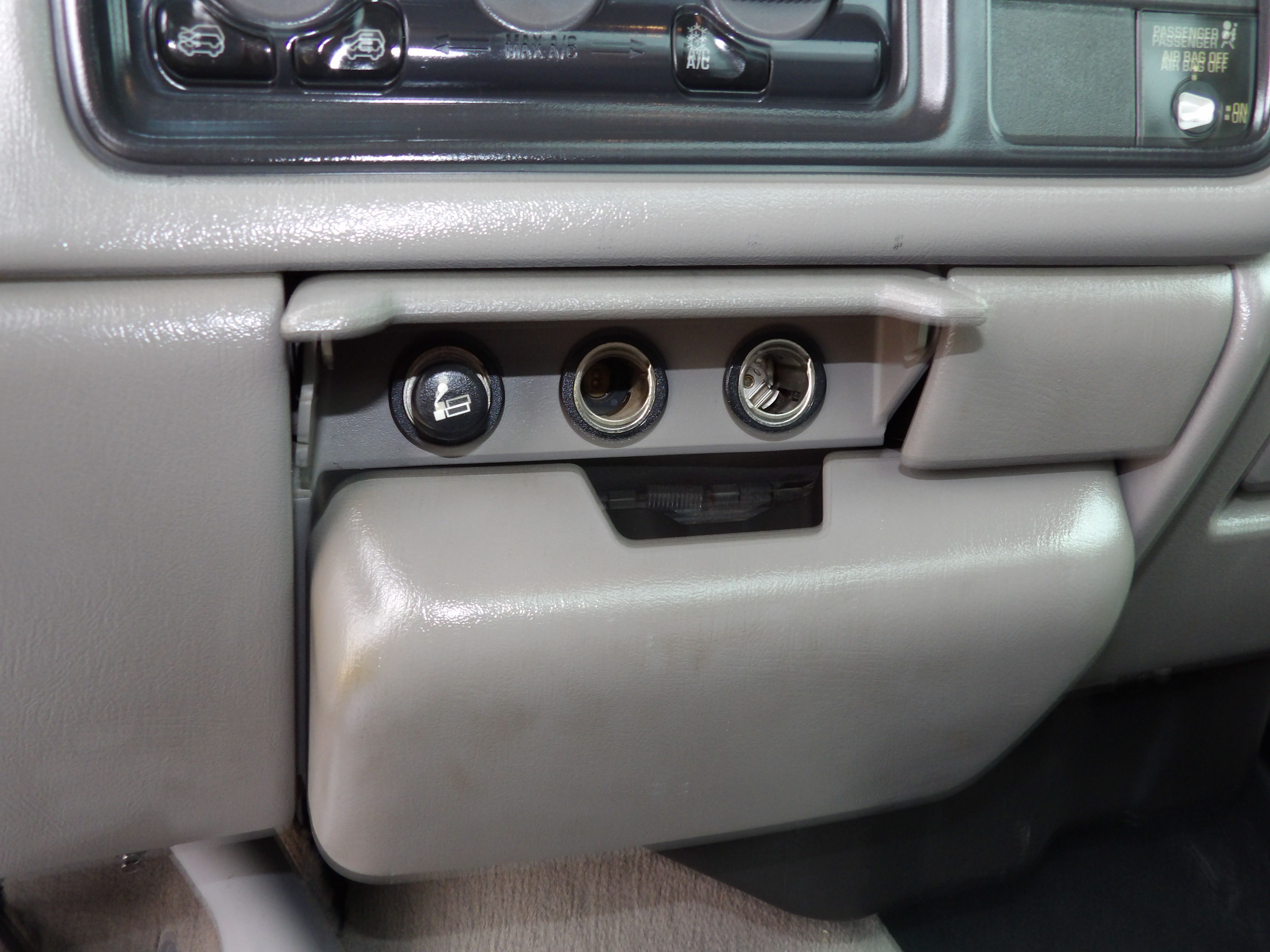 Used 1999 Chevrolet Silverado 1500 Z71 AWD/4WD image 12