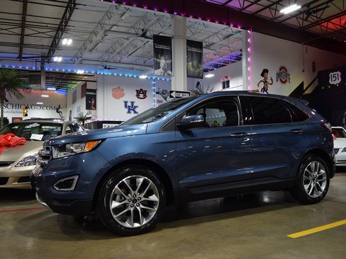 Used 2018 Ford Edge Titanium image 12