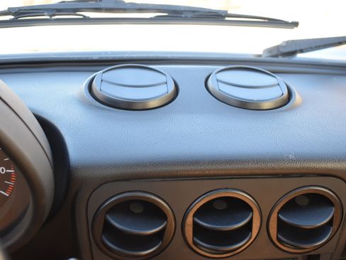 Used 1992 Alfa Romeo Spider Veloce image 14