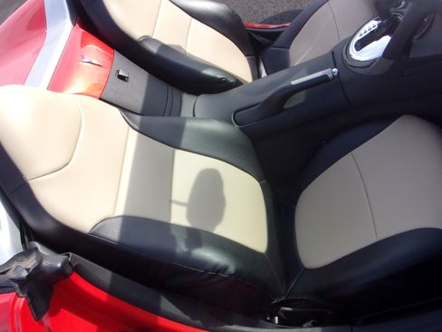 Used 2009 Pontiac Solstice image 21