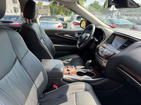 Used 2019 INFINITI QX60 AWD Luxe image 18