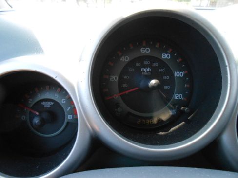 Used 2005 Honda Element 2WD LX image 17