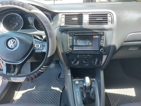 Used 2015 Volkswagen Jetta S image 22