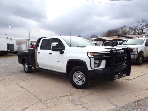 Used 2022 Chevrolet Silverado 2500 LT image 3