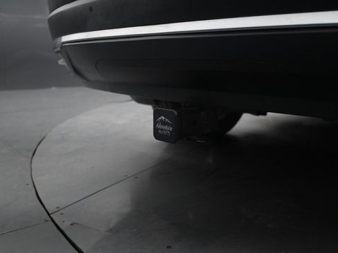 Used 2016 Honda Pilot Touring image 16