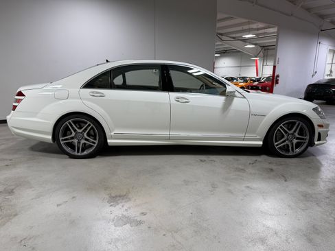 Used 2009 Mercedes-Benz S 65 AMG Sedan image 3