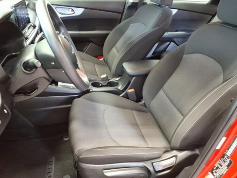 Used 2023 Kia Forte LXS FWD image 18