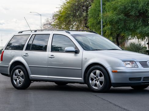 Used 2005 Volkswagen Jetta GLS TDI image 5