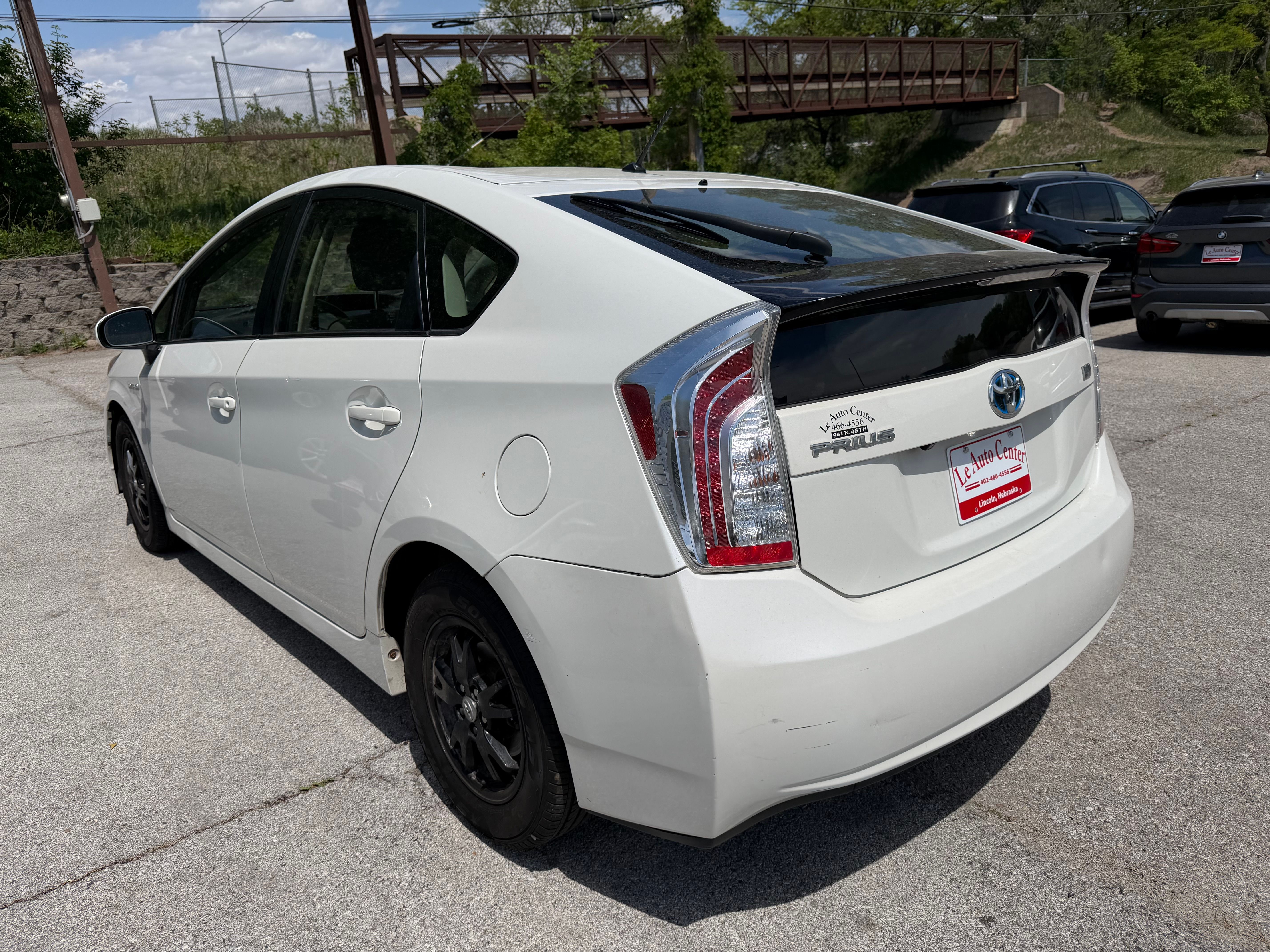 Used 2015 Toyota Prius Two Hatchback 4D FWD image 5