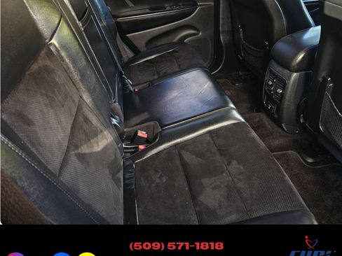 Used 2017 Jeep Grand Cherokee Altitude image 21