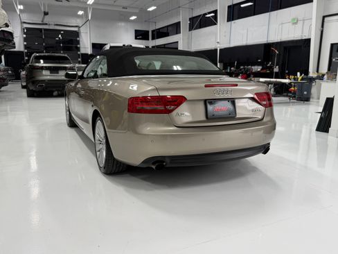 Used 2010 Audi A5 2.0T Premium Plus Cabriolet FWD image 5
