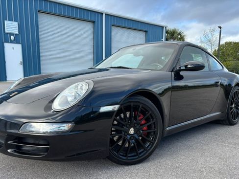 Used 2006 Porsche 911 Coupe image 10