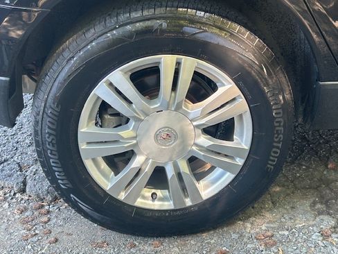 Used 2016 Cadillac SRX FWD Luxury image 31