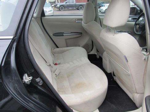 Used 2011 Subaru Impreza 2.5i Premium image 15