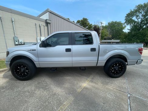 Used 2014 Ford F150 STX image 2
