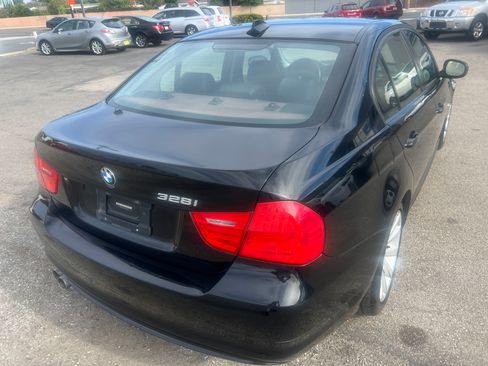 Used 2011 BMW 328i Sedan RWD image 7