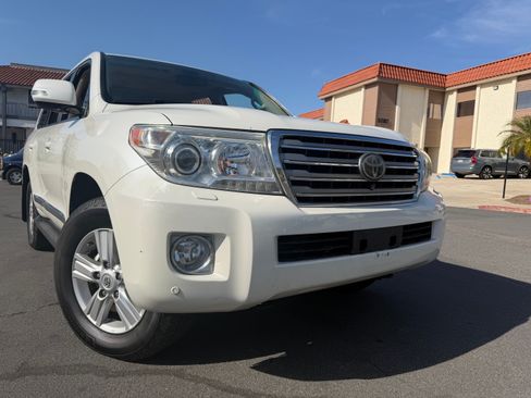 Used 2013 Toyota Land Cruiser UNAVAIL AWD/4WD image 13