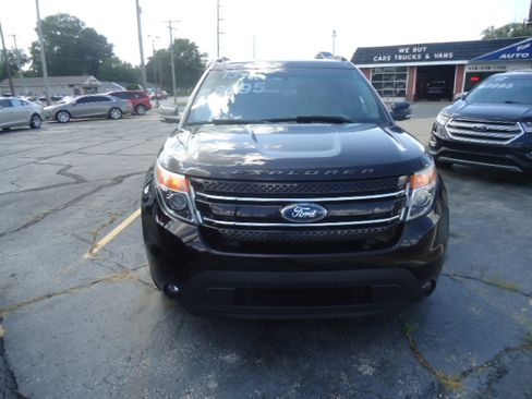 Used 2013 Ford Explorer 4WD XLT image 8
