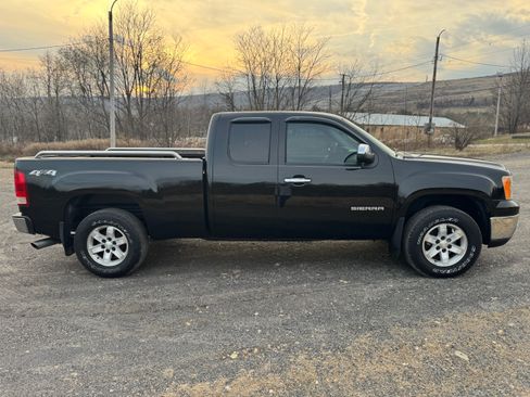 Used 2010 GMC Sierra 1500 SLE image 4