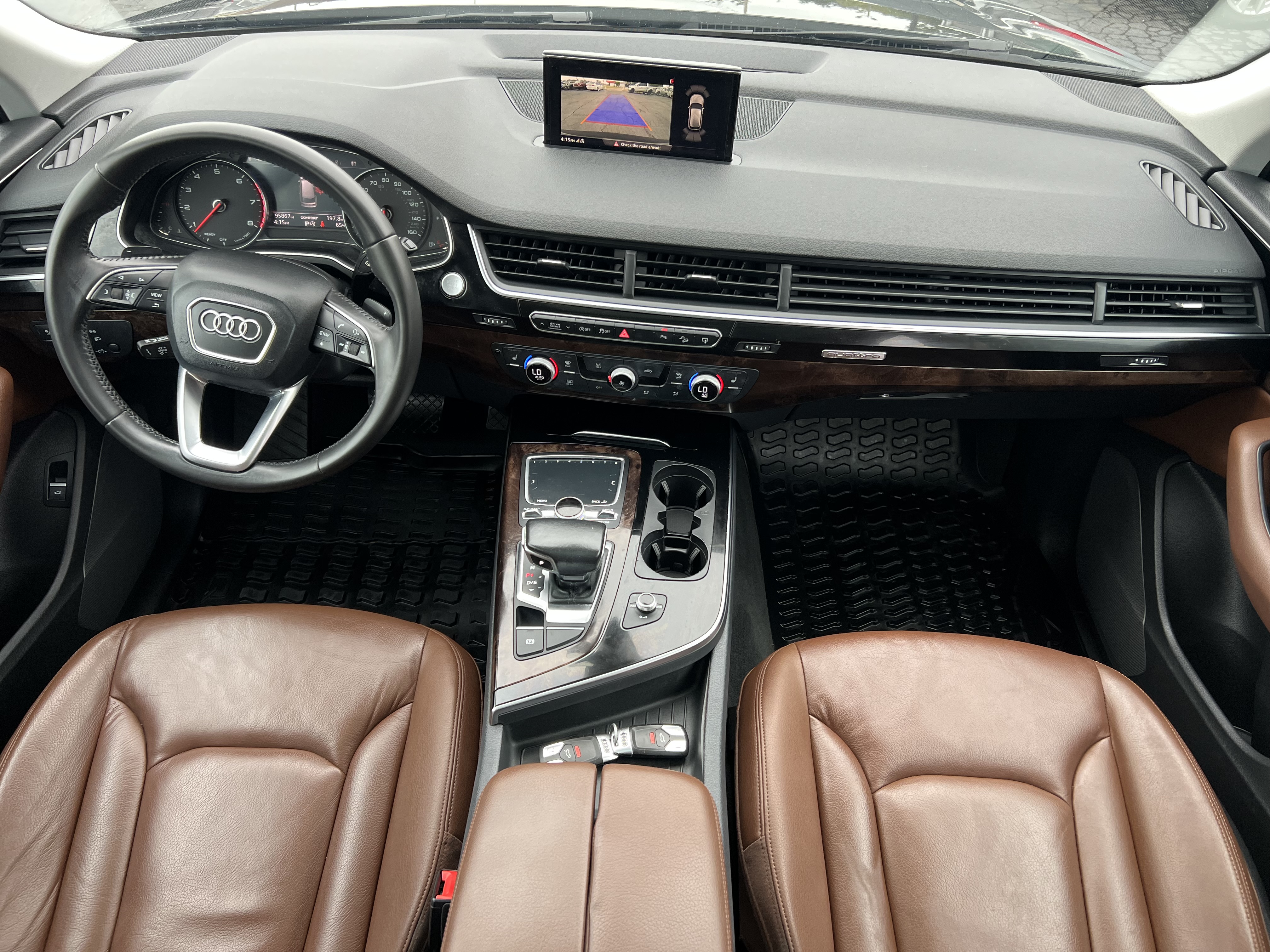 Used 2017 Audi Q7 3.0T Premium AWD/4WD image 3