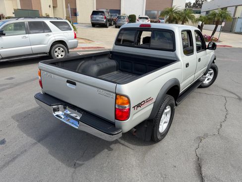 Used 2004 Toyota Tacoma TRD Off-Road image 9