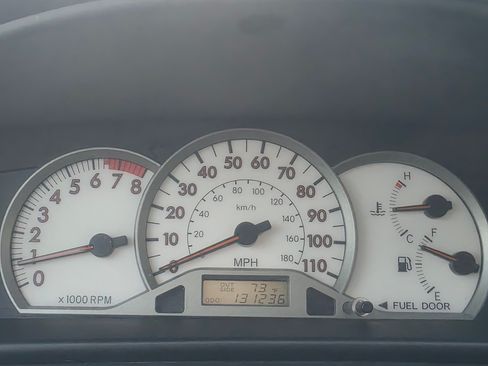 Used 2007 Toyota Corolla S image 2