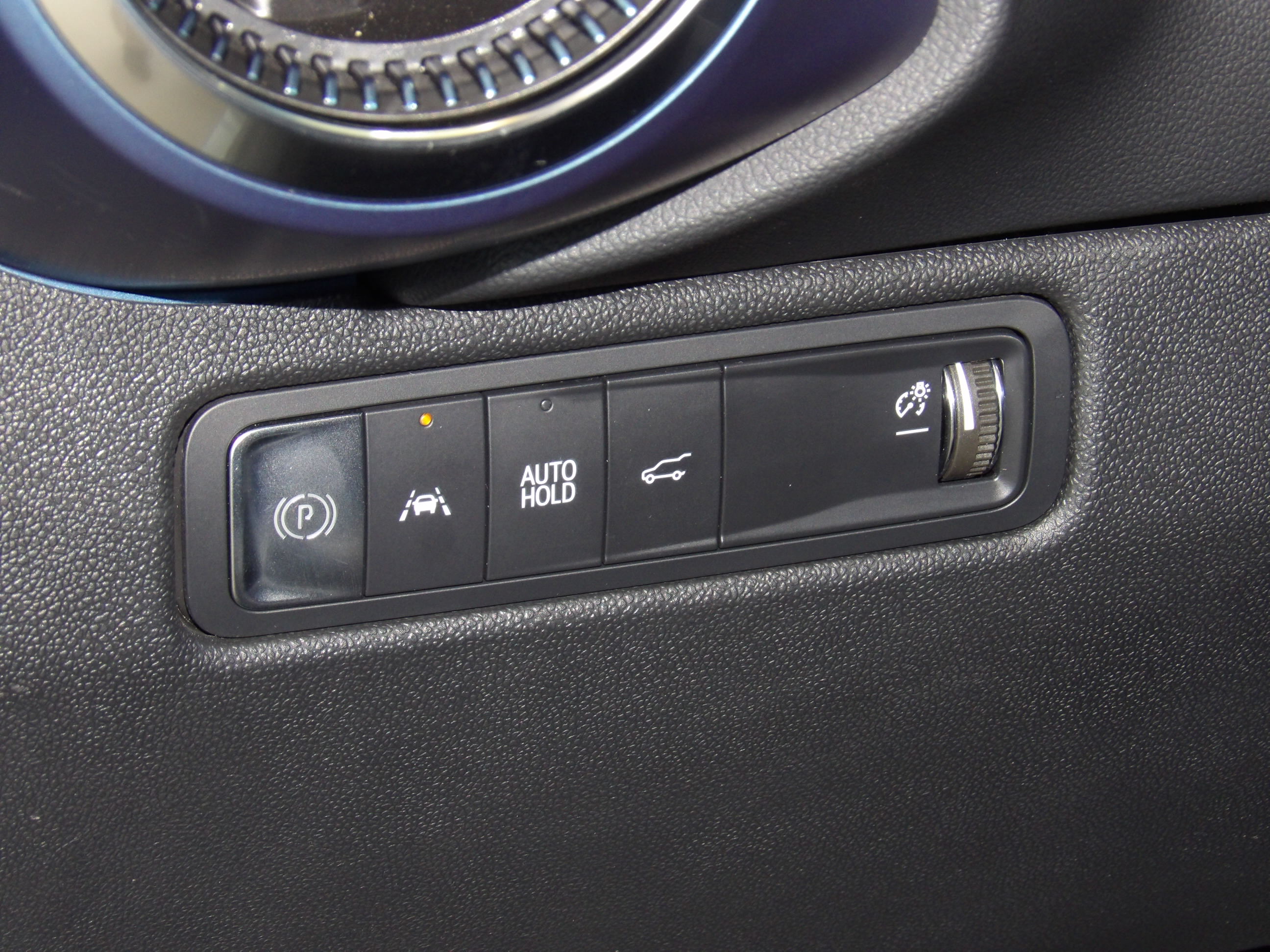 Used 2024 Chevrolet Equinox EV FWD LT w/ 3LT image 25