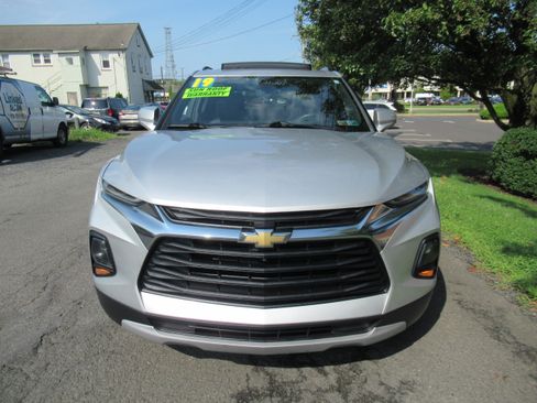 Used 2019 Chevrolet Blazer AWD LT w/ 3LT image 3