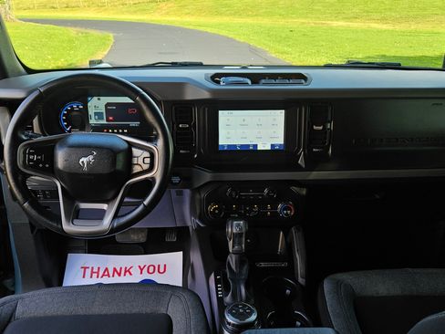 Used 2022 Ford Bronco image 14