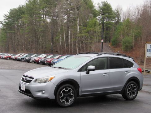 Used 2014 Subaru XV Crosstrek 2.0i Premium image 2