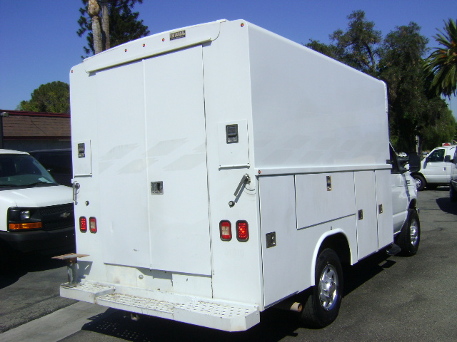 Used 2013 Ford E-350 and Econoline 350 Super Duty RWD image 7