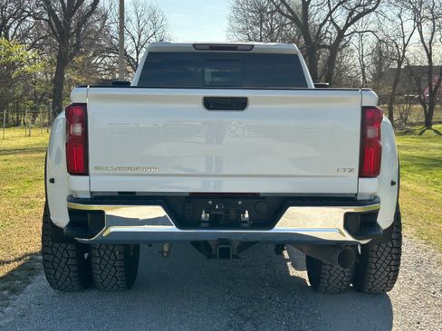 Used 2021 Chevrolet Silverado 3500 LTZ image 5