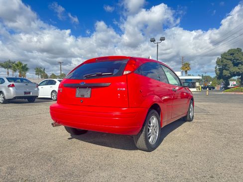 Used 2006 Ford Focus ZX3 Hatchback FWD image 8