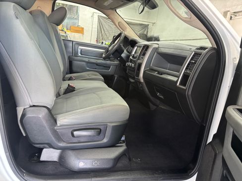 Used 2019 RAM 1500 Classic Tradesman image 12