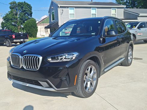 Used 2023 BMW X3 xDrive30i AWD/4WD image 3