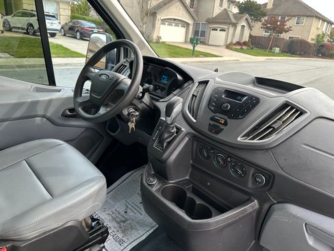 Used 2017 Ford Transit 250 image 16
