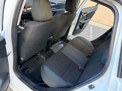 Used 2017 Honda Fit LX image 21