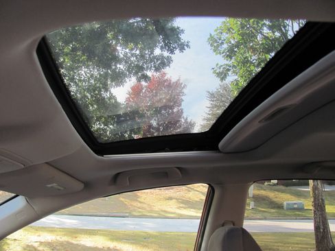 Used 2011 Honda CR-V EX image 12