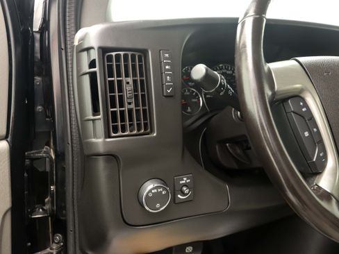 Used 2017 Chevrolet Express 2500 LS Passenger RWD image 23