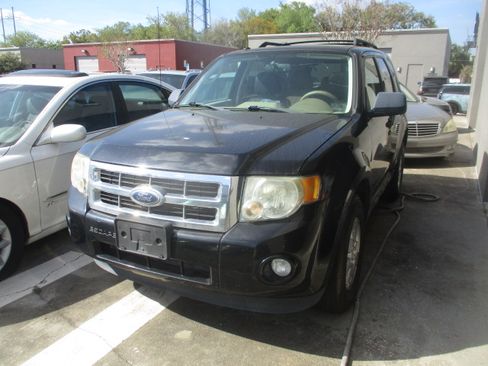 Used 2012 Ford Escape XLT image 4