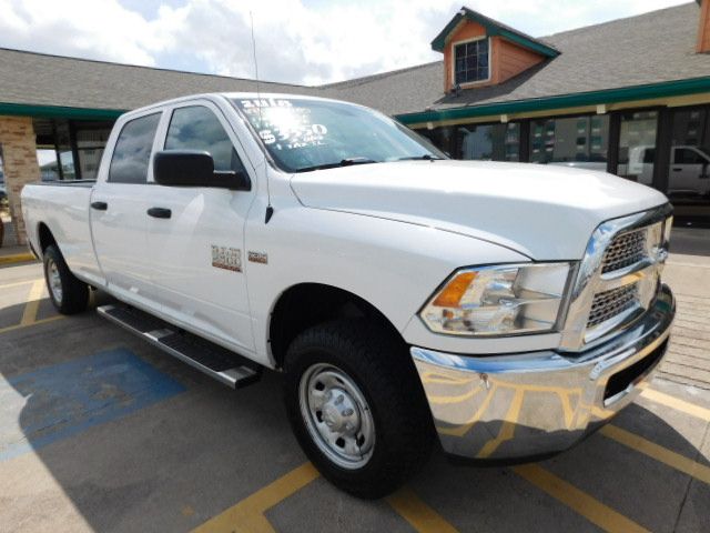 Used 2018 RAM 2500 Tradesman RWD image 2