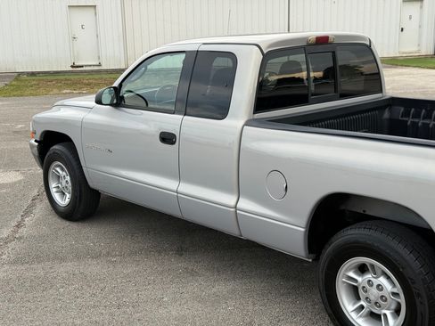Used 2000 Dodge Dakota Sport RWD image 31