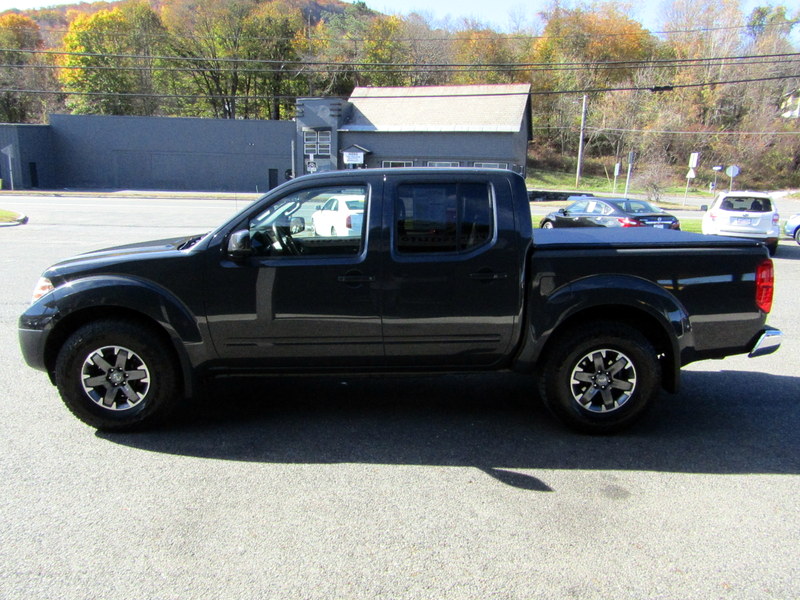 Used 2014 Nissan Frontier 4x4 Crew Cab PRO-4X image 6