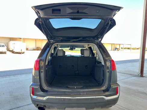 Used 2017 GMC Terrain SLE image 6