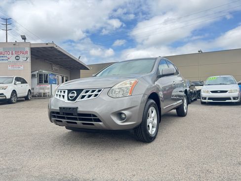 Used 2013 Nissan Rogue AWD image 2