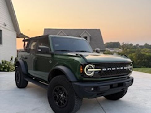 Used 2022 Ford Bronco 4-Door AWD/4WD image 3