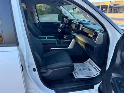 Used 2024 Toyota Tundra SR5 image 16