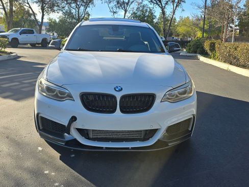 Used 2016 BMW M235i image 17