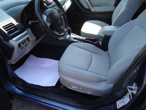 Used 2014 Subaru Forester 2.5i Premium AWD/4WD image 8