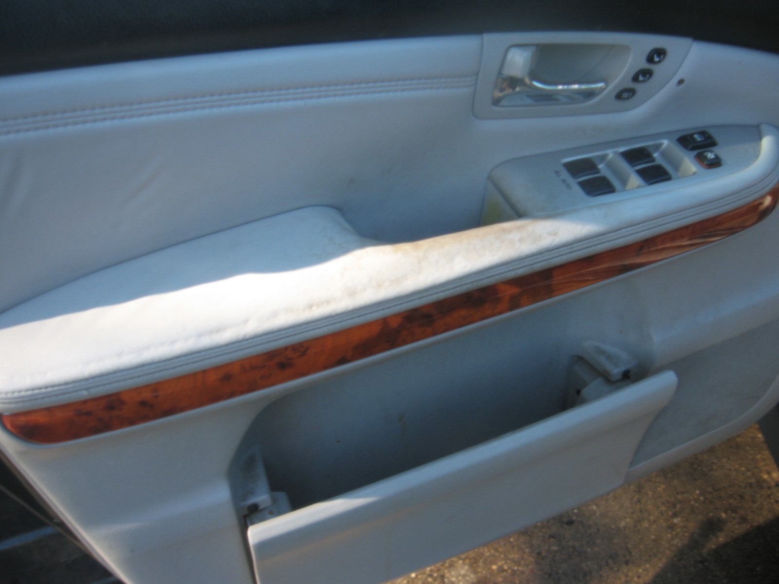 Used 2004 Lexus RX 330 AWD image 8